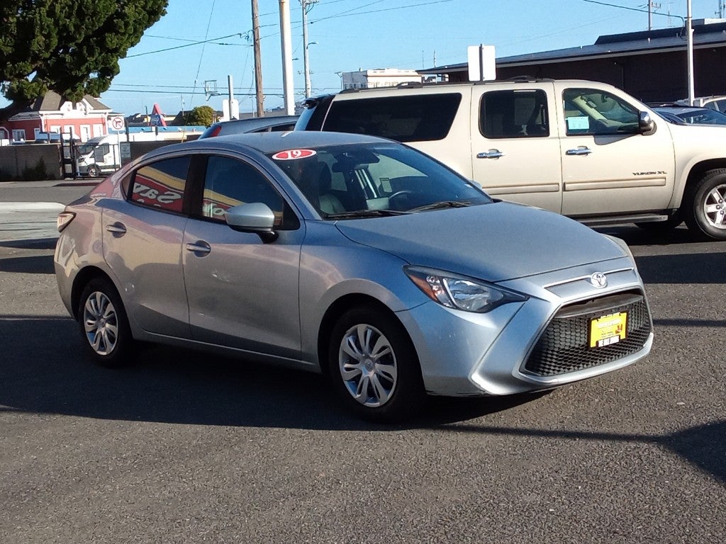 2019 Toyota Yaris LE Auto (Natl)