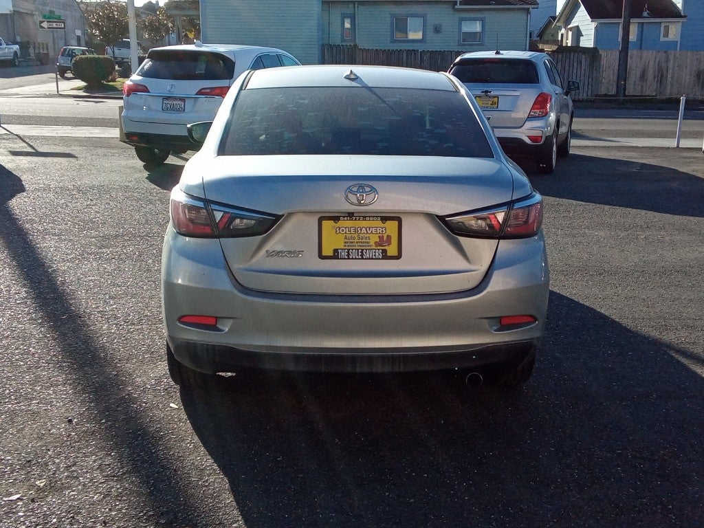 2019 Toyota Yaris LE Auto (Natl)