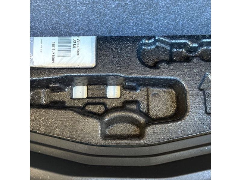 2019 Nissan Versa Note SV CVT