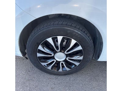 2019 Nissan Versa Note SV CVT