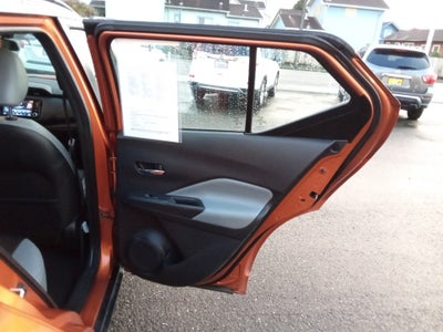 2023 Nissan Kicks SR