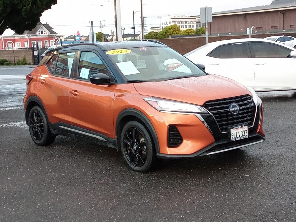 2023 Nissan Kicks SR