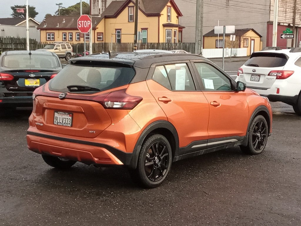 2023 Nissan Kicks SR
