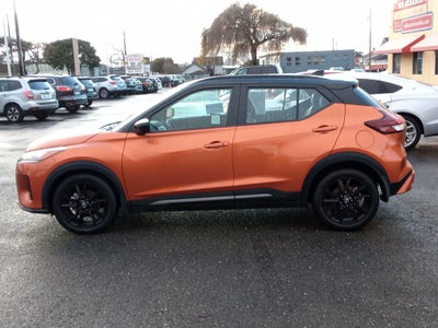 2023 Nissan Kicks SR