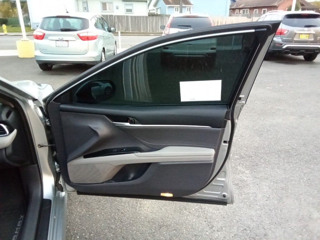 2018 Toyota Camry XLE Auto (SE)