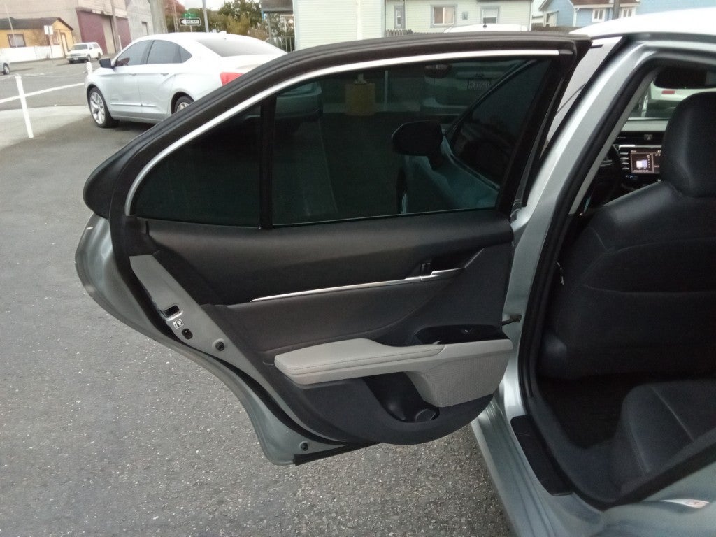 2018 Toyota Camry XLE Auto (SE)