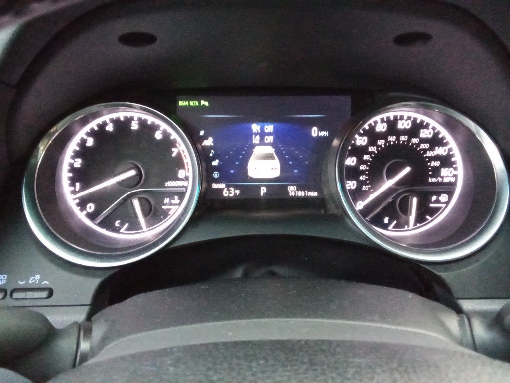 2018 Toyota Camry XLE Auto (SE)