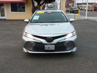 2018 Toyota Camry XLE Auto (SE)