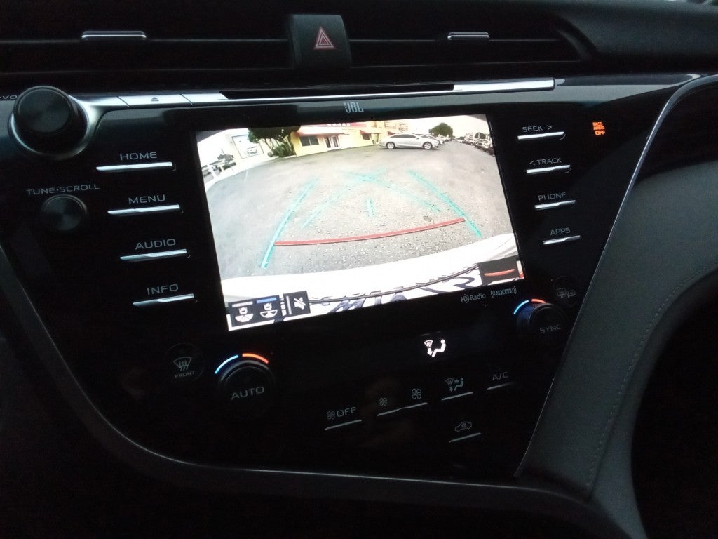 2018 Toyota Camry XLE Auto (SE)