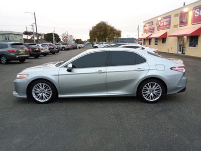 2018 Toyota Camry XLE Auto (SE)