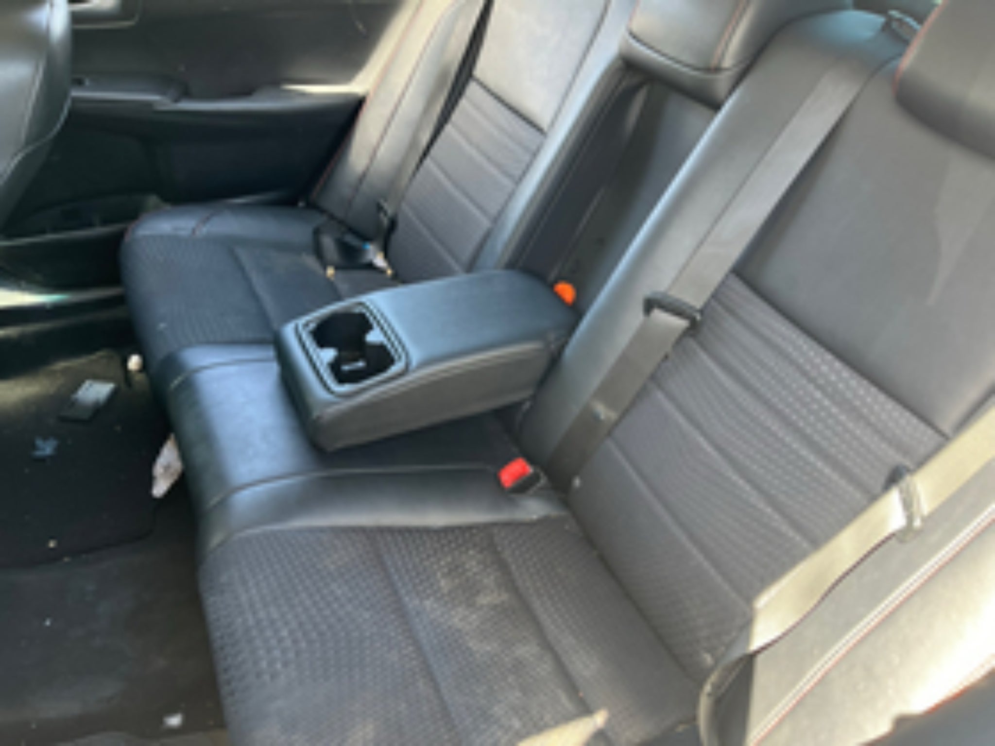 2015 Toyota Camry 4dr Sdn I4 Auto SE (SE)