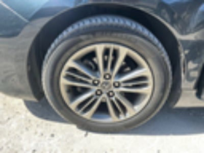 2015 Toyota Camry 4dr Sdn I4 Auto SE (SE)