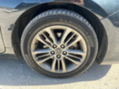 2015 Toyota Camry 4dr Sdn I4 Auto SE (SE)