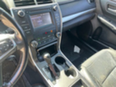 2015 Toyota Camry 4dr Sdn I4 Auto SE (SE)