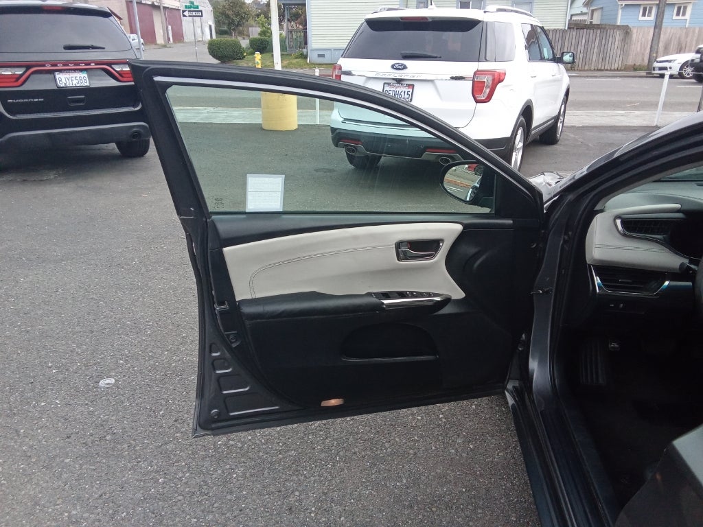 2015 Toyota Avalon 4dr Sdn XLE (SE)