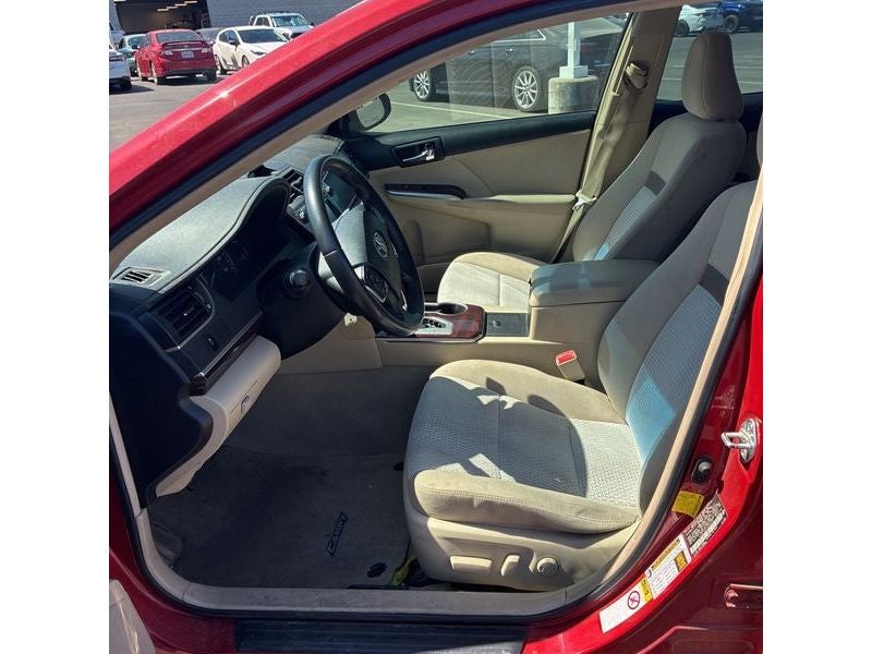 2012 Toyota Camry 4dr Sdn I4 Auto XLE (Natl)