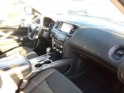 2020 Nissan Pathfinder S