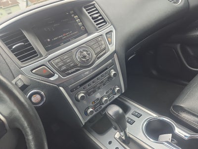 2020 Nissan Pathfinder SL