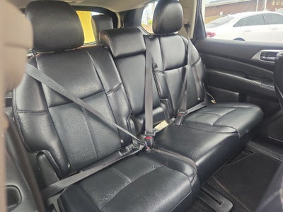 2020 Nissan Pathfinder SL