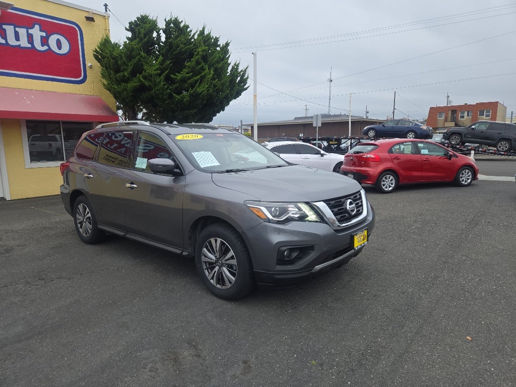 2020 Nissan Pathfinder SL