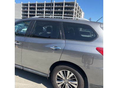 2018 Nissan Pathfinder FWD S