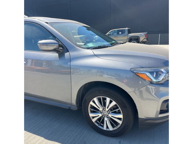 2018 Nissan Pathfinder FWD S