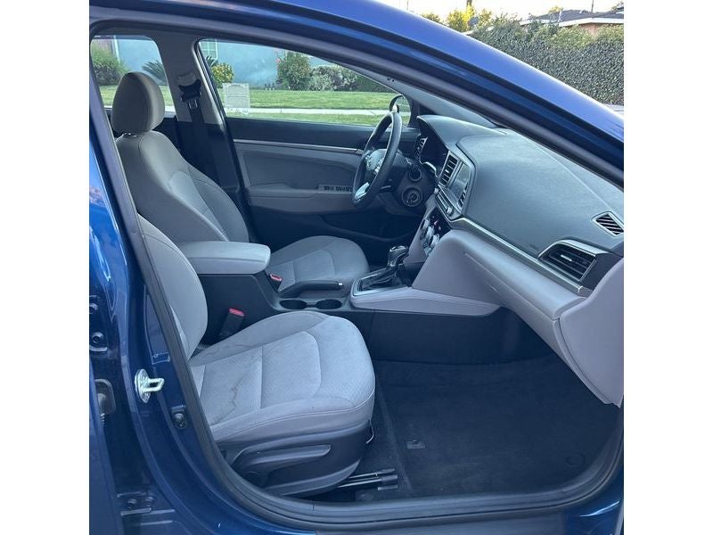 2019 Hyundai Elantra SEL Auto