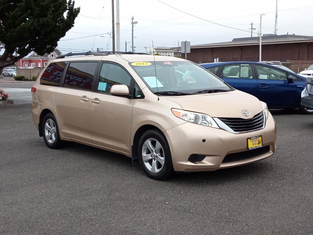 2012 Toyota Sienna 5dr 7-Pass Van V6 LE AAS FWD (Natl)