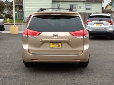 2012 Toyota Sienna 5dr 7-Pass Van V6 LE AAS FWD (Natl)