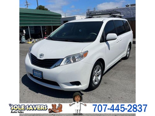 2012 Toyota Sienna 5dr 8-Pass Van V6 LE FWD (Natl)