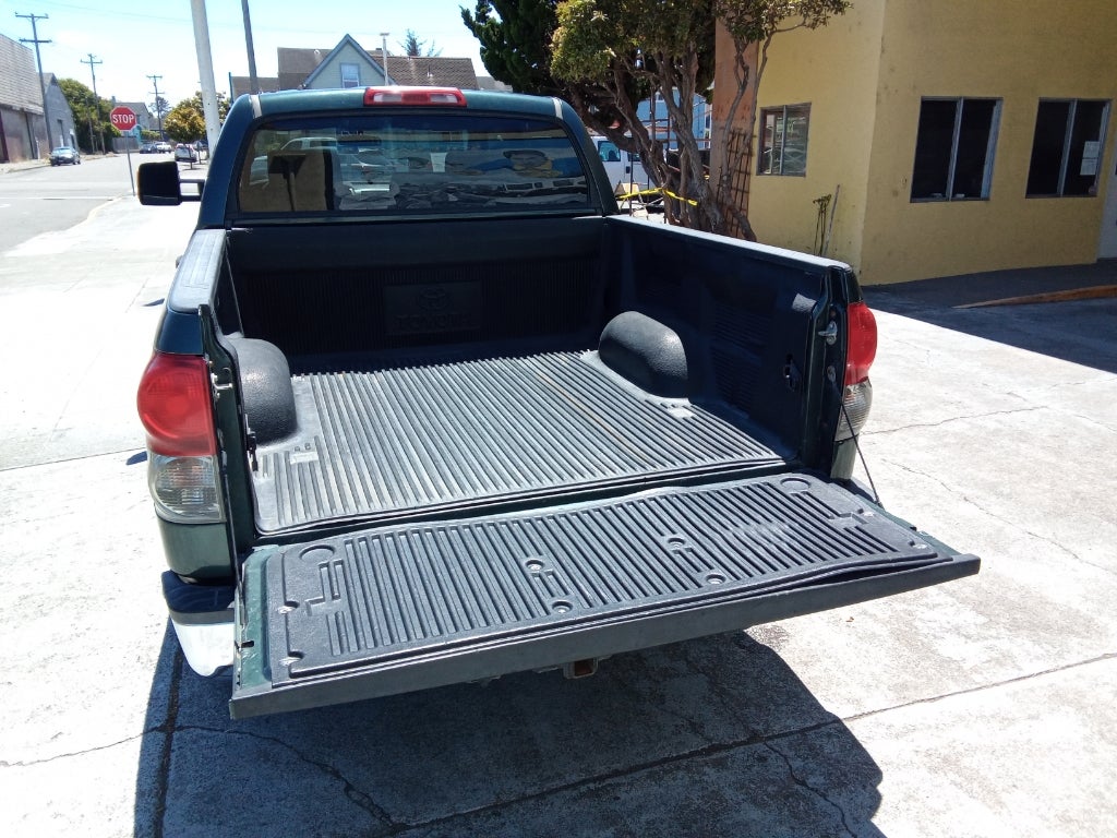 2008 Toyota Tundra 2WD CrewMax Short Bed 5.7L (Natl)