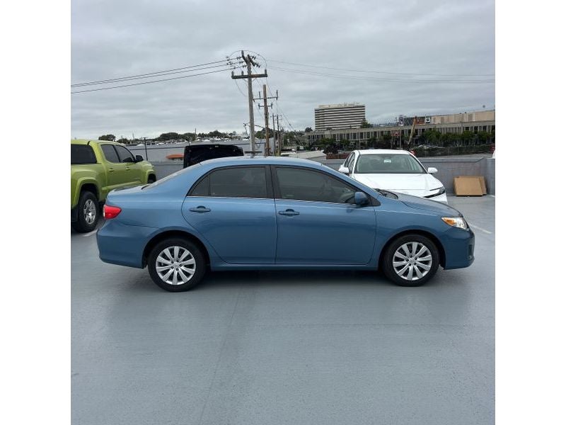 2013 Toyota Corolla 4dr Sdn Man L (Natl)