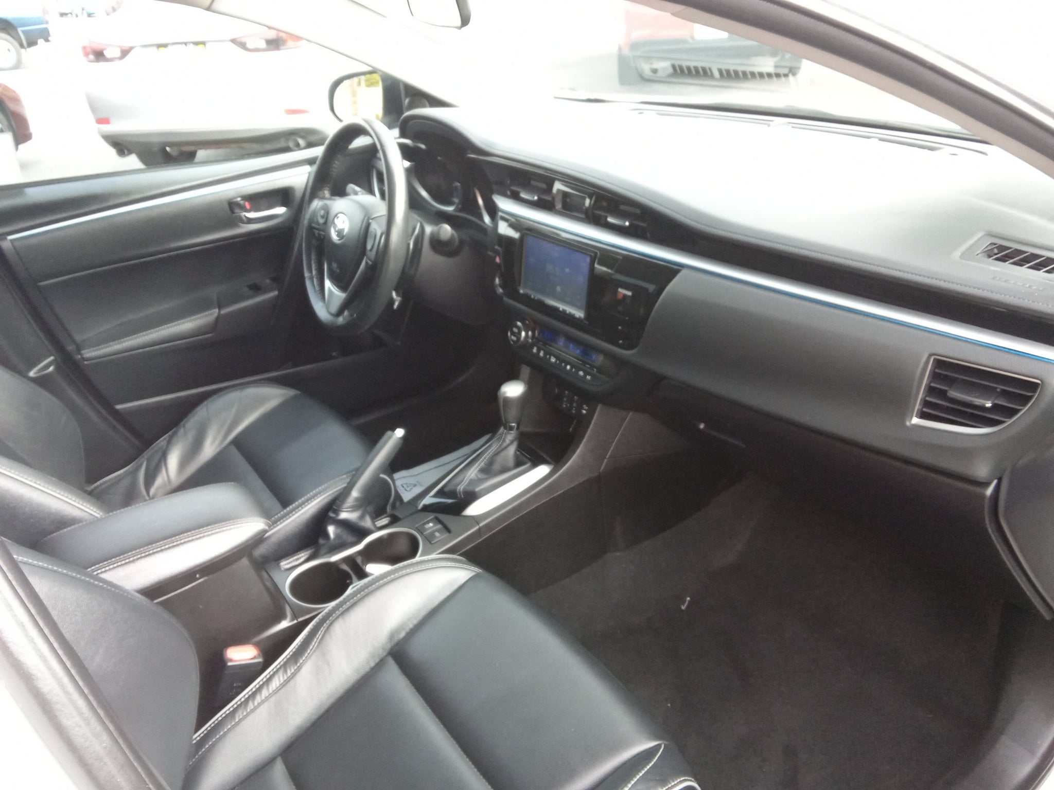 2014 Toyota Corolla 4dr Sdn CVT Auto S Premium (Natl)