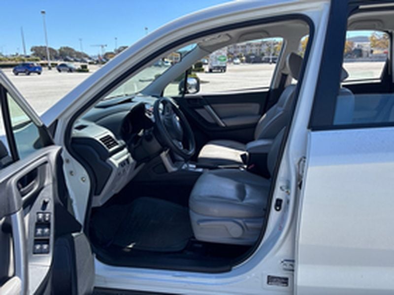 2014 Subaru Forester 2.5i
