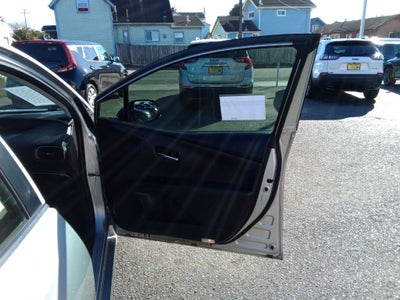 2017 Toyota Prius One (Natl)