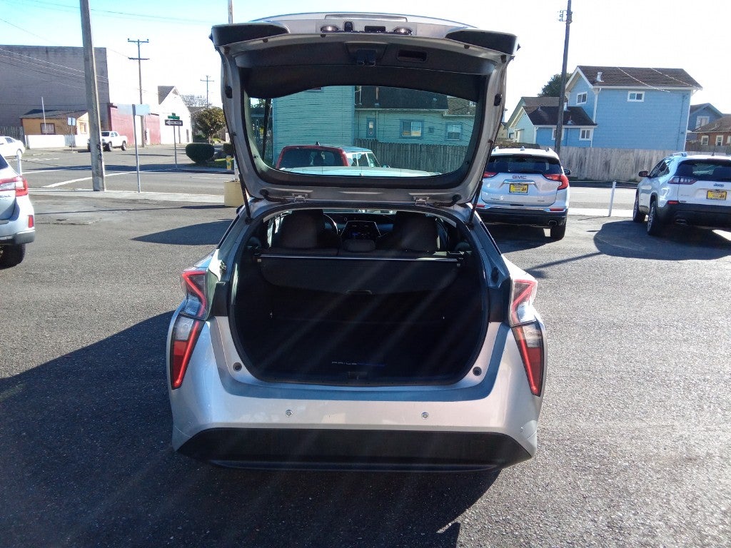 2017 Toyota Prius One (Natl)