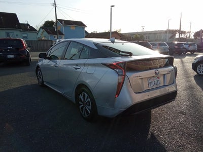 2017 Toyota Prius One (Natl)
