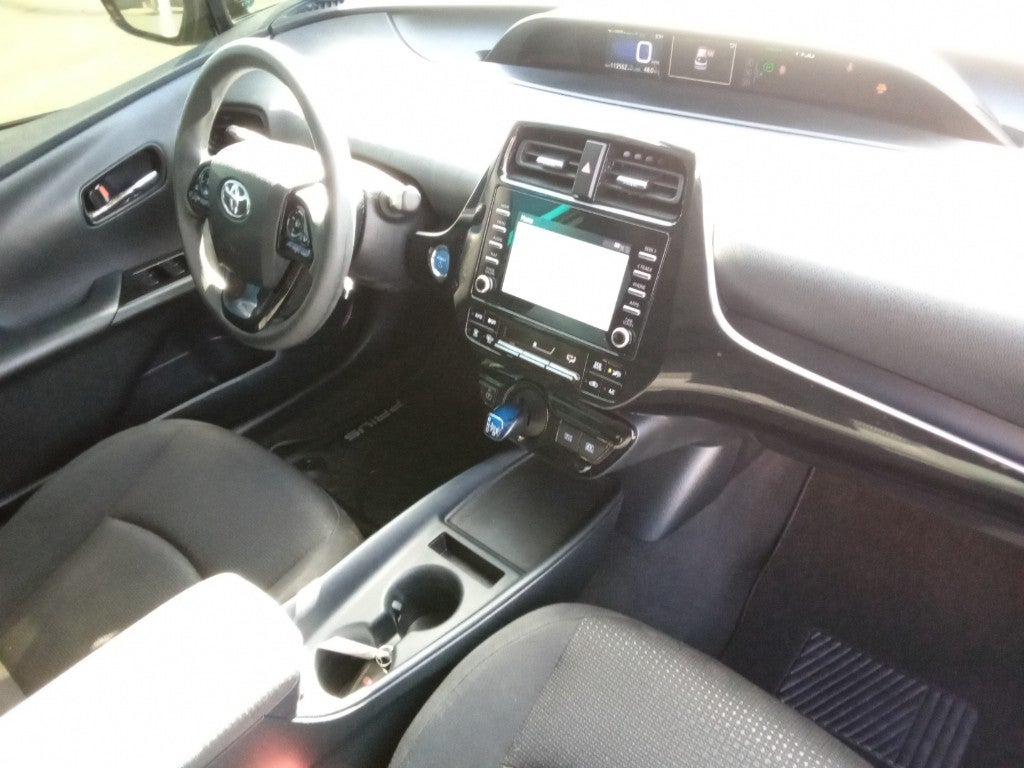 2020 Toyota Prius L Eco (Natl)