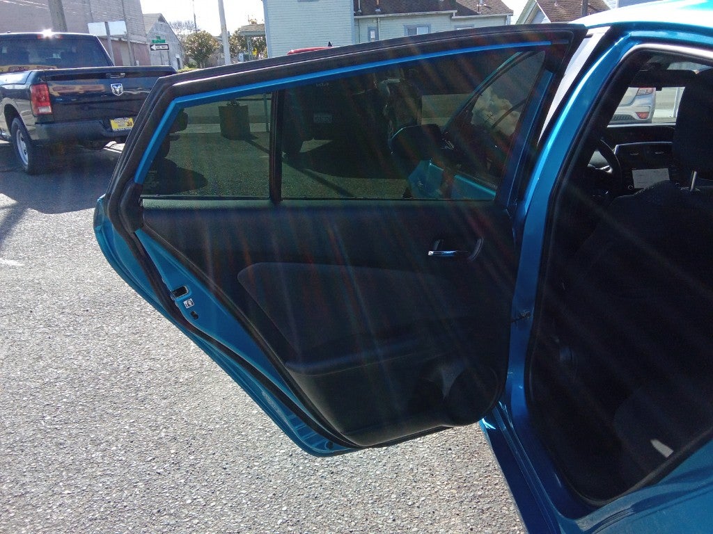 2020 Toyota Prius L Eco (Natl)