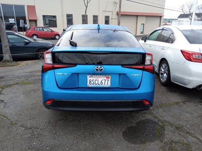 2020 Toyota Prius L Eco (Natl)