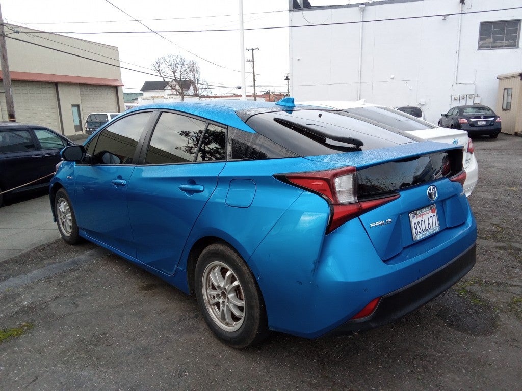 2020 Toyota Prius L Eco (Natl)