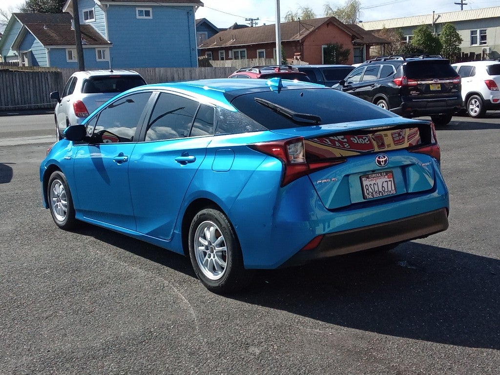 2020 Toyota Prius L Eco (Natl)