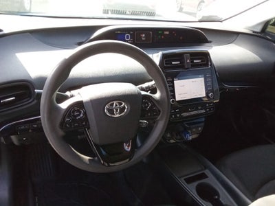 2020 Toyota Prius L Eco (Natl)