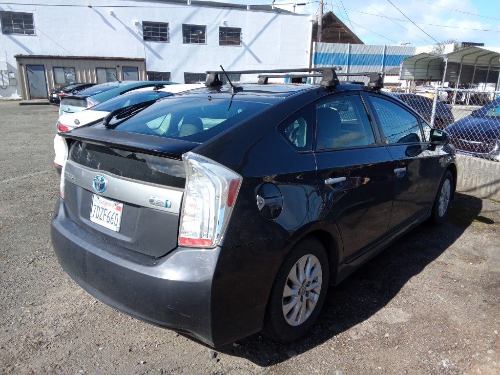 2014 Toyota Prius Plug-In 5dr HB (Natl)