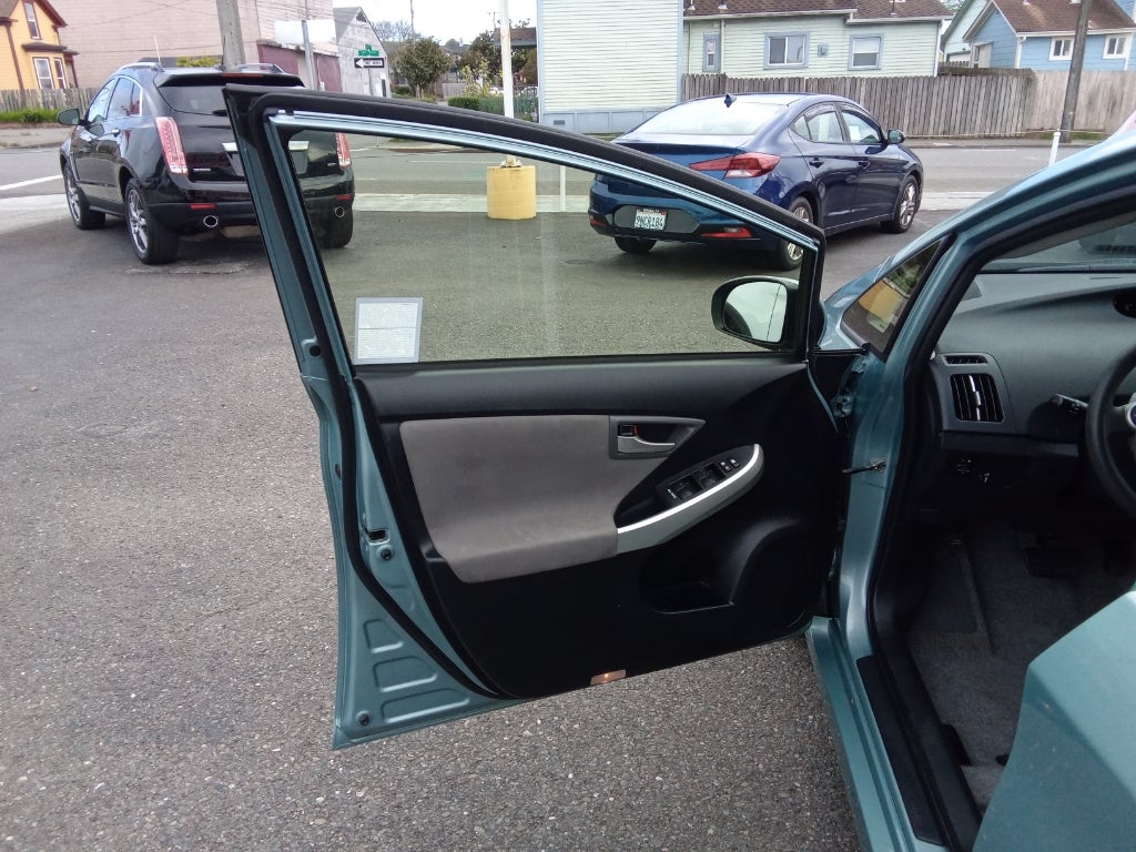 2015 Toyota Prius 5dr HB Two (SE)