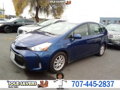 2015 Toyota Prius v 5dr Wgn Two (Natl)