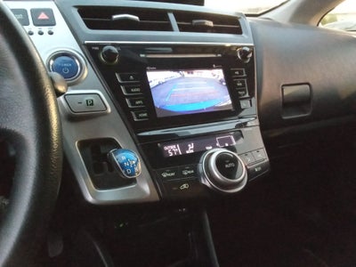 2015 Toyota Prius v 5dr Wgn Two (Natl)
