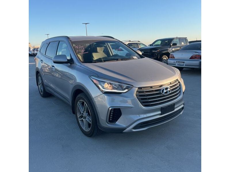2017 Hyundai Santa Fe XL SE
