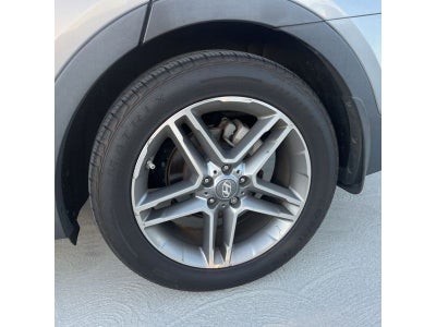 2017 Hyundai Santa Fe XL SE