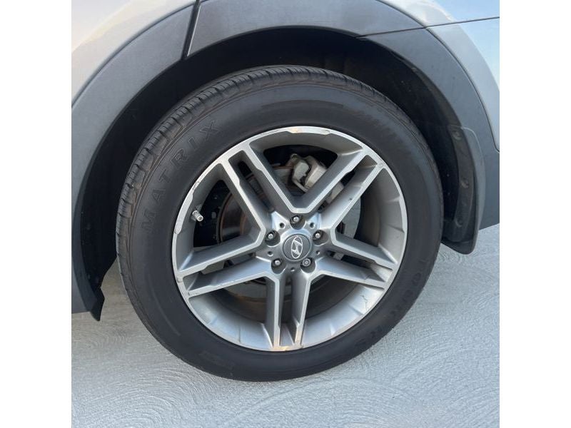 2017 Hyundai Santa Fe XL SE